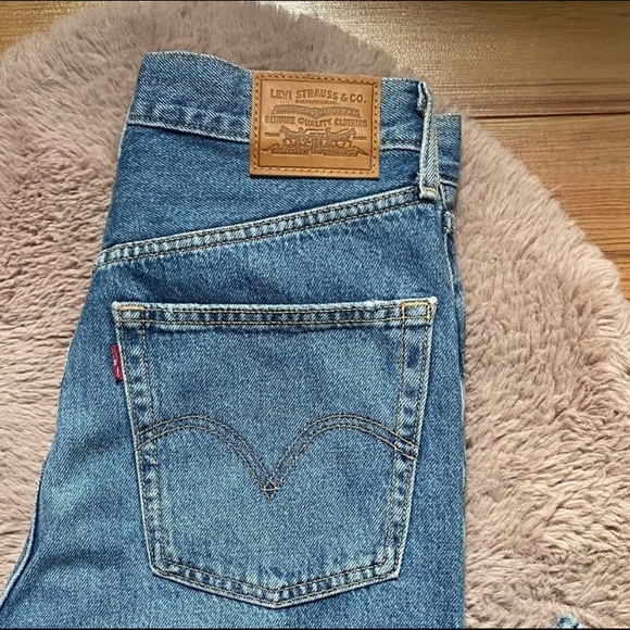 Levi’s High Loose - 26 - Picture 4 of 5